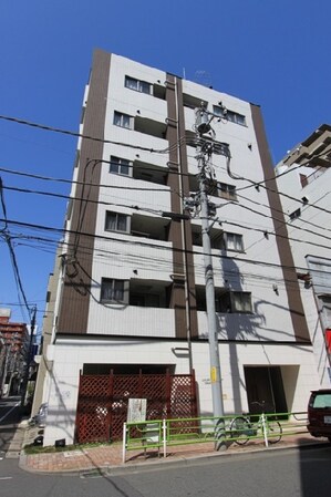 ラグジュアリーアパートメント御徒町の物件外観写真